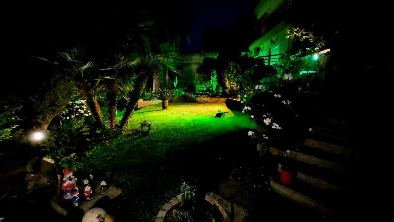 Michael'S Apartment'S เนอาโรดา ภายนอก รูปภาพ